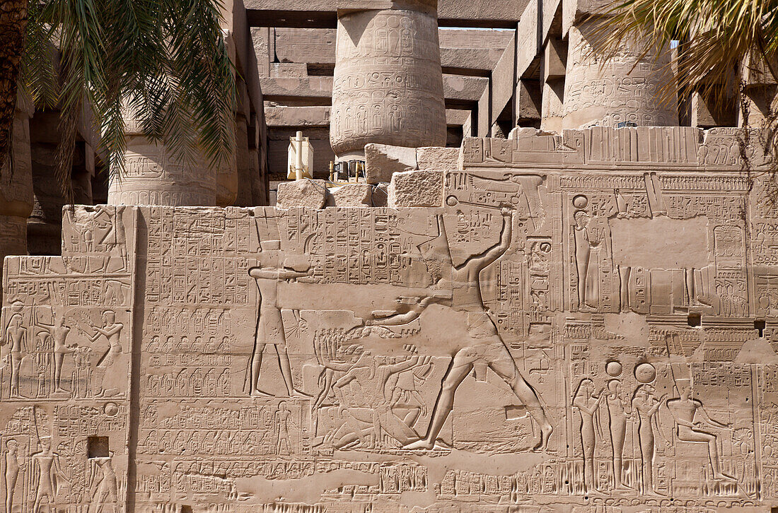 Wand Relief in Karnak Tempel, Luxor, Ägypten