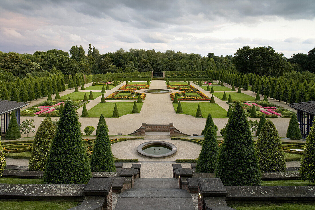 Terrassengarten, Kloster Kamp, Kamp-Lintfort, Nordrhein-Westfalen, Deutschland, Europa