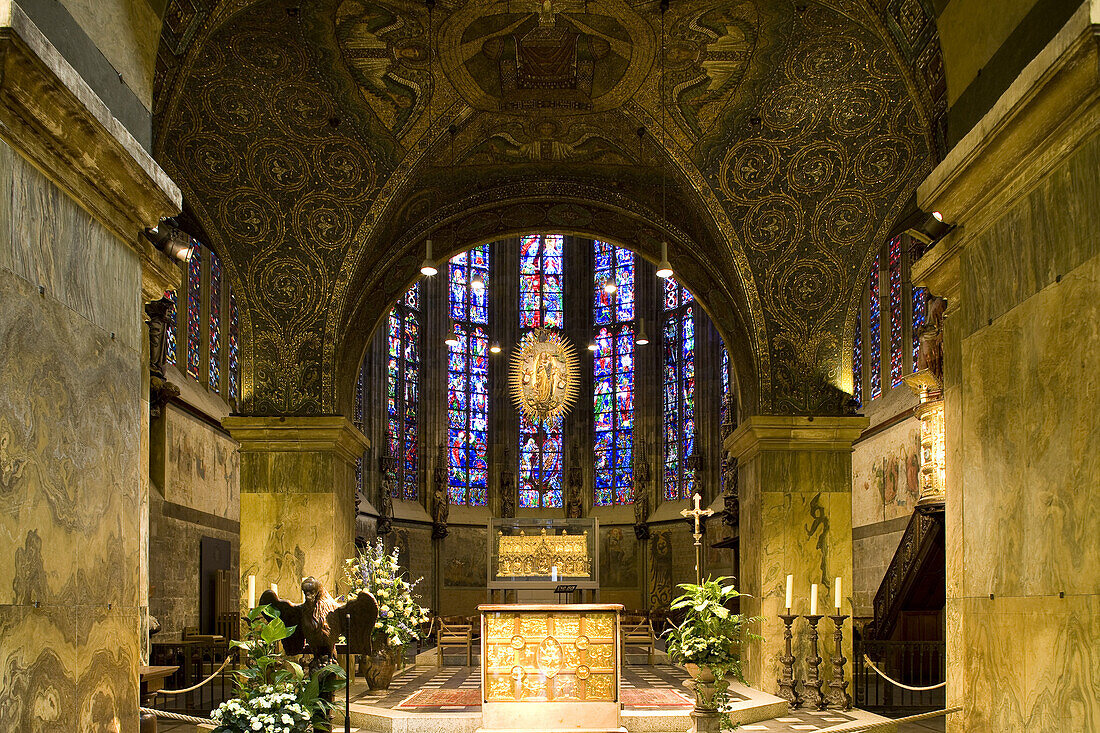 Altar in Aachen cathedral, Aachen, North Rhine-Westphalia, Germany, Europe