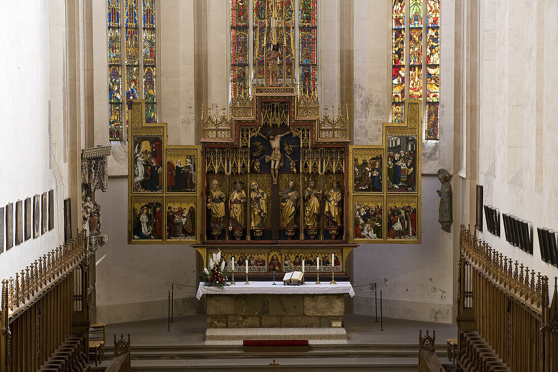 Blick auf den Zwölfbotenaltar in der Stadtpfarrkirche St. Jakob in Rothenburg ob der Tauber, Bayern, Deutschland, Europa