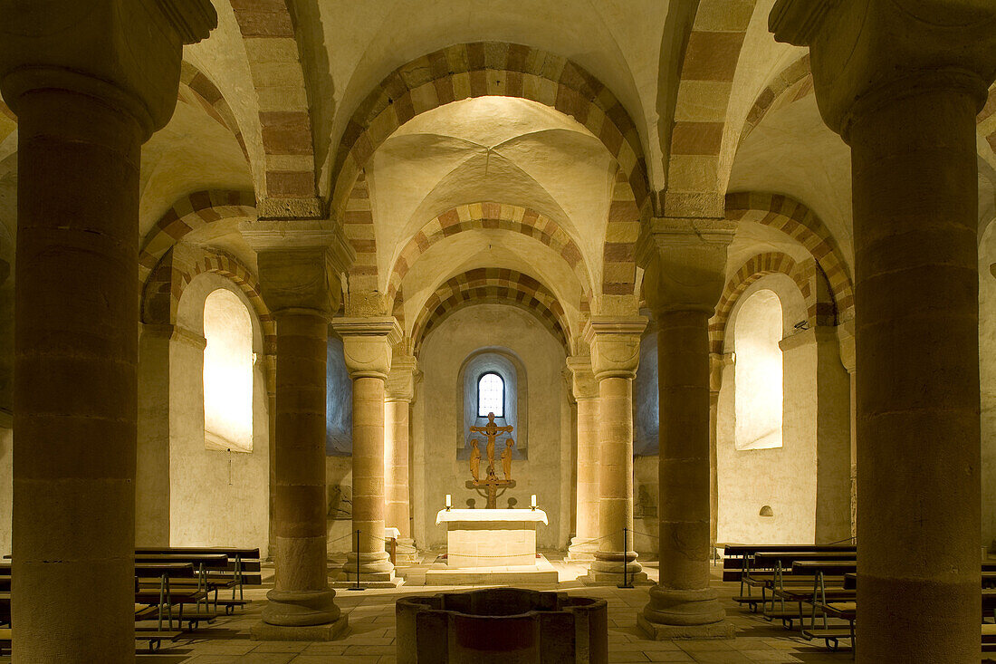 Crypt in the Speyer cathedral with altar, Imperial Cathedral Basilica of the Assumption and St Stephen, UNESCO world cultural heritage, Speyer, Rhineland-Palatinate, Germay, Europe