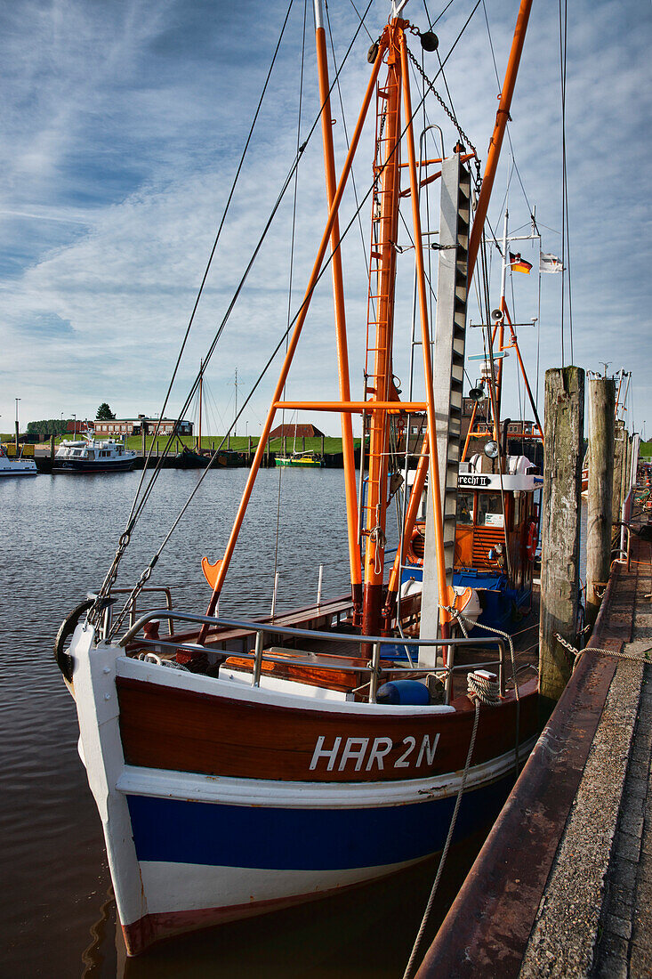 Cutter in port, Carolinensiel-Harlesiel, East Frisia, Lower Saxony, Germany