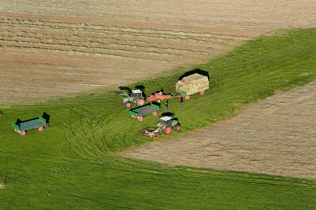 Luftbild, Niedersachsen, Region Hannover, Landwirtschaft, Traktor, Calenberger Land