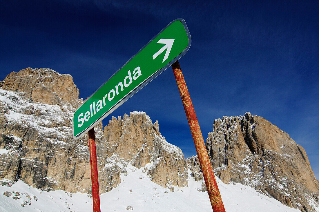 sign post, Sella Ronda, Groeden, South Tyrol, Italy