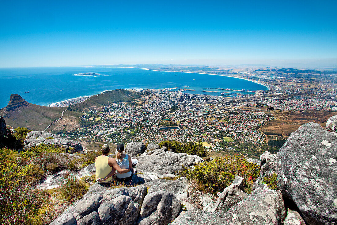 Couple admiring the view from Table Mountain, Cape Town, Western Cape, South Africa, Africa