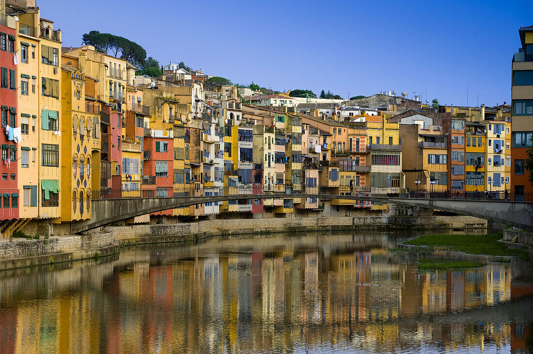 Spain,  Catalunia Catalunya,  Girona,  River Onyar