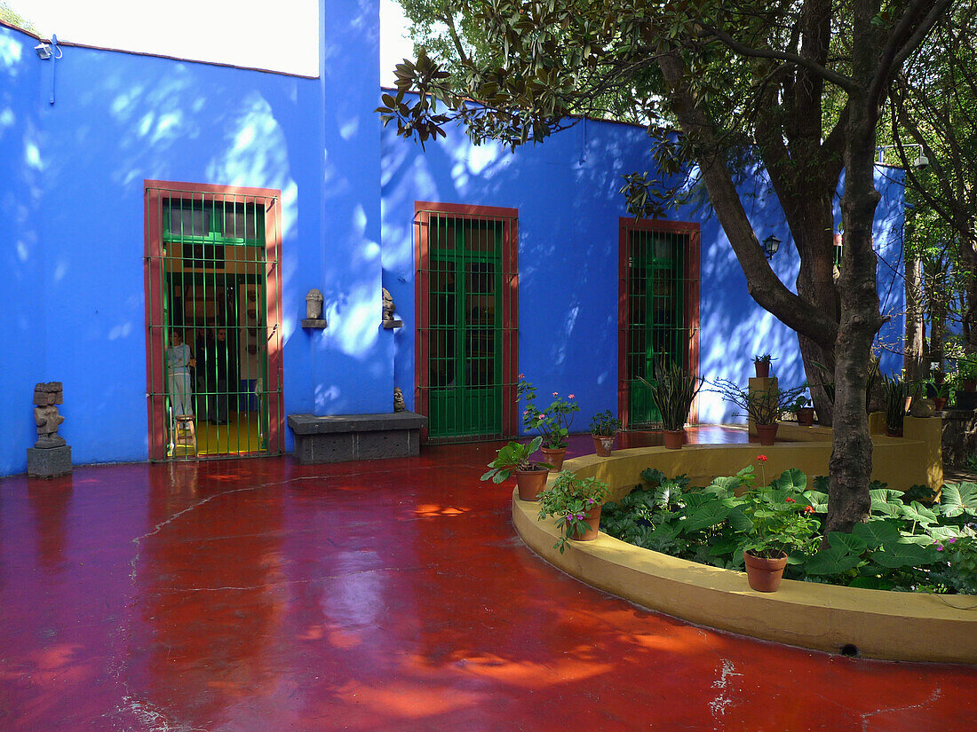 Museo Frida Khalo. Casa Azúl. Barrio de Coyoacan. Ciudad de México.