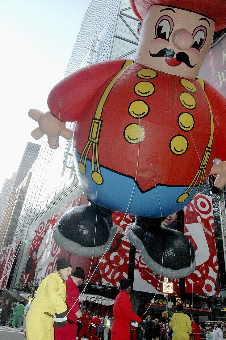 New York City USA,  Macy´s parade in Times Square