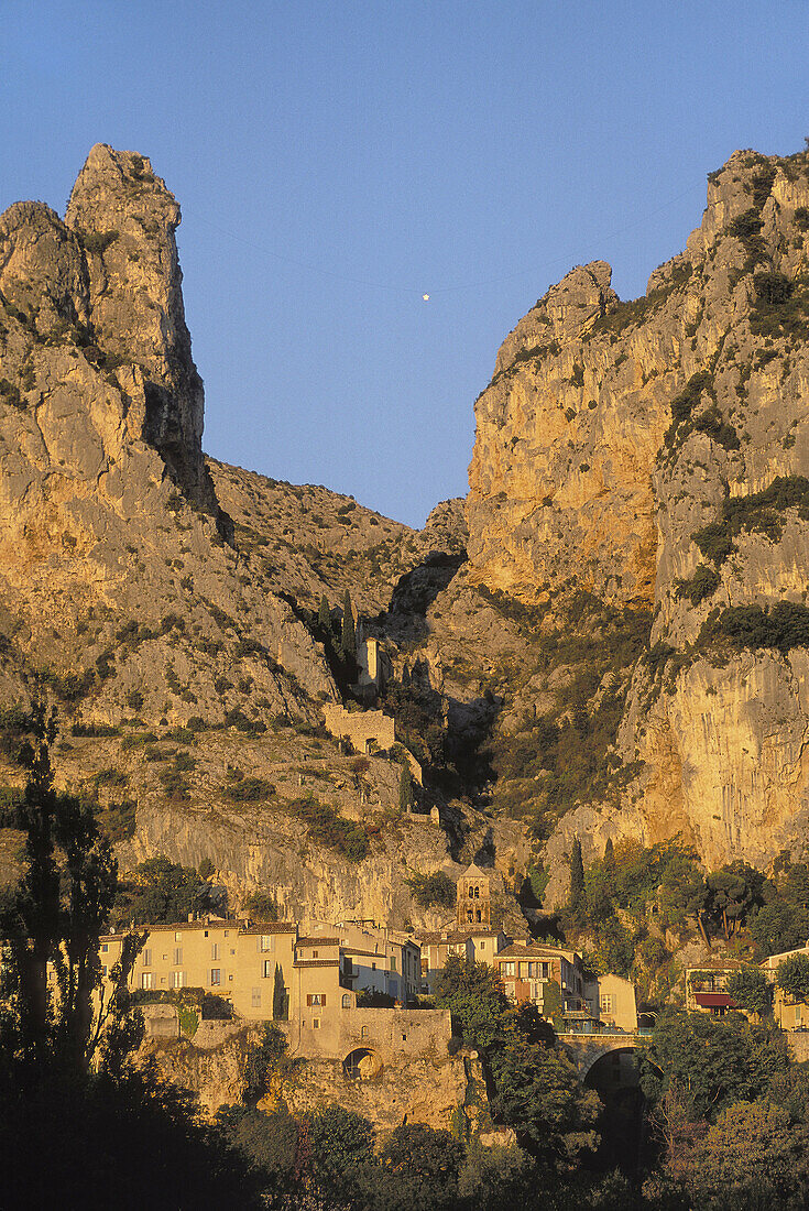 Moustiers-Sainte-Marie. Alpes-de-Haute-Provence,  France