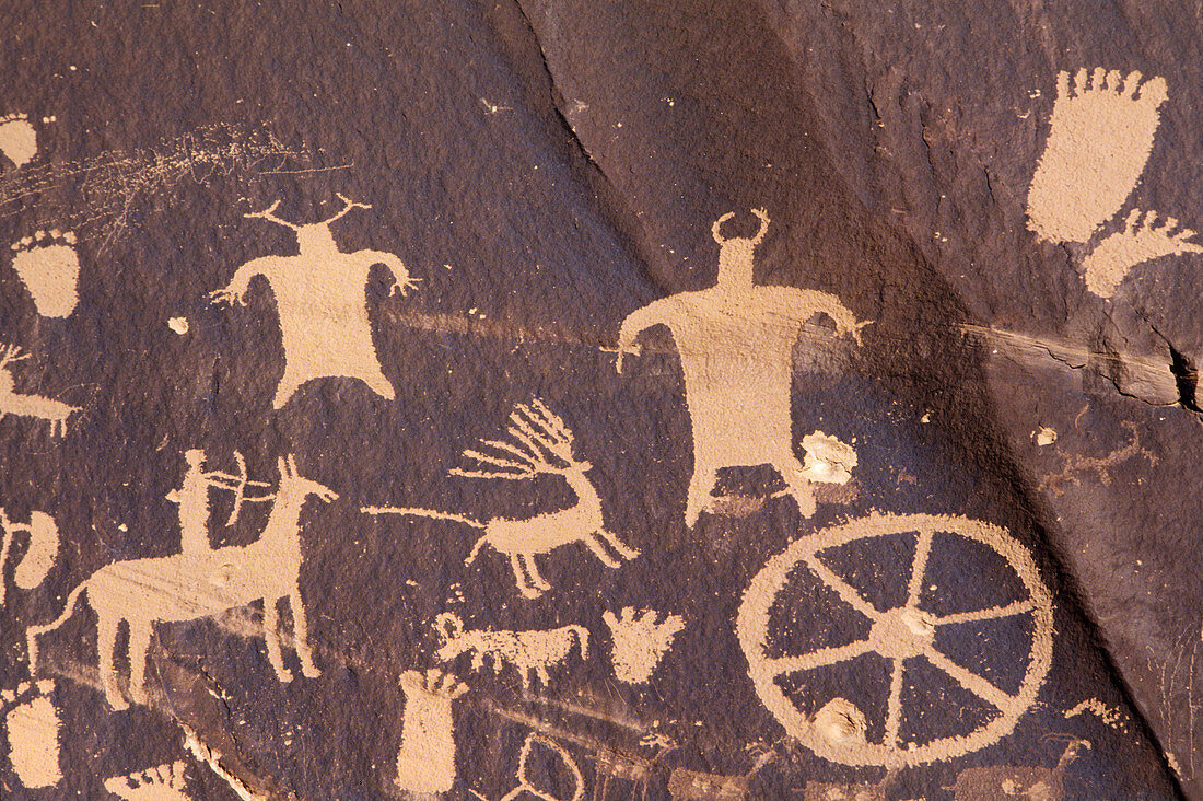 Newspaper Rock petroglyph,  Moab region,  Utah,  United States of America