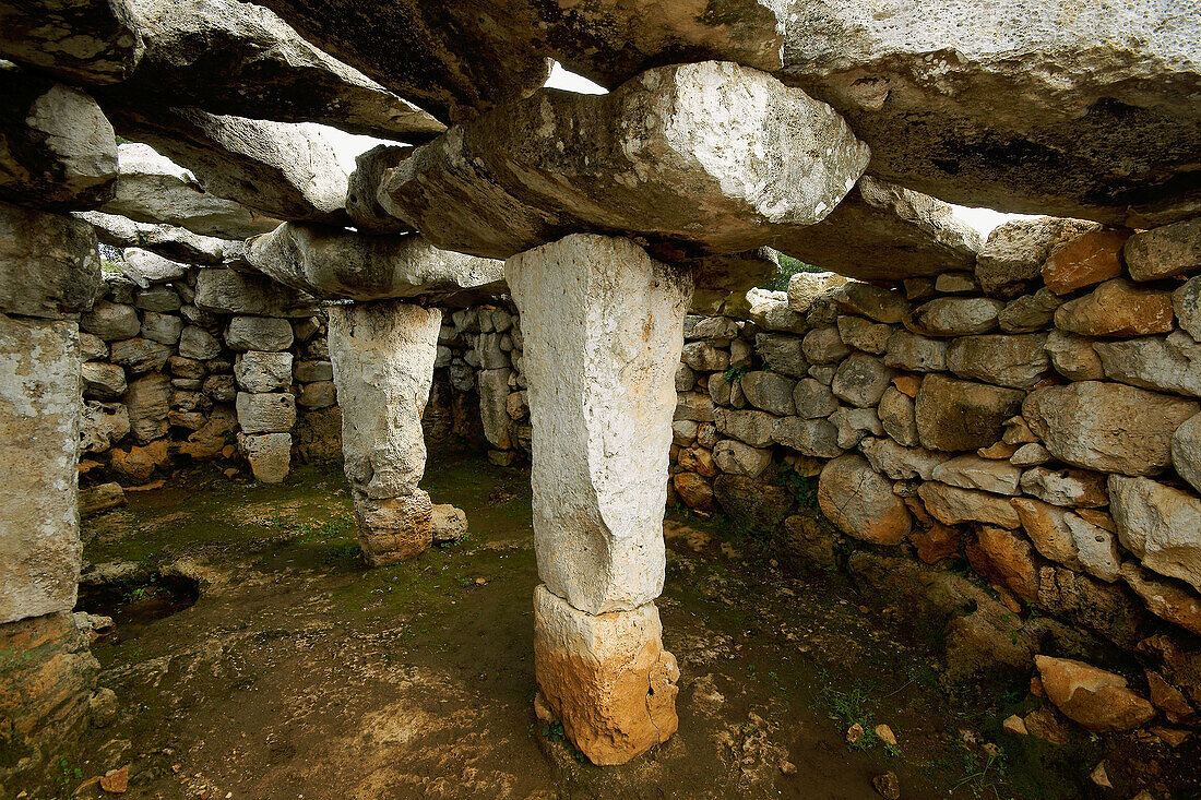 Talayotische Siedlung (ca. 1400 v. Chr.), Torre d'en Galmes, Ciutadella. Menorca, Balearische Inseln, Spanien