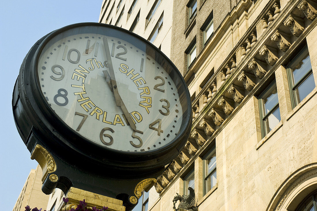The Sherry Netherland Hotel Clock,  Upper East side,  Manhattan,  New York,  USA,  2008