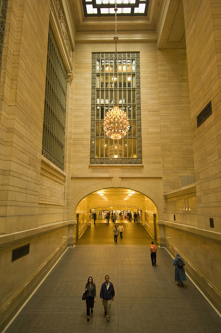 Grand Central Terminal Station,  Acces to trains (1913),  42nd street, New York,  USA,  2008