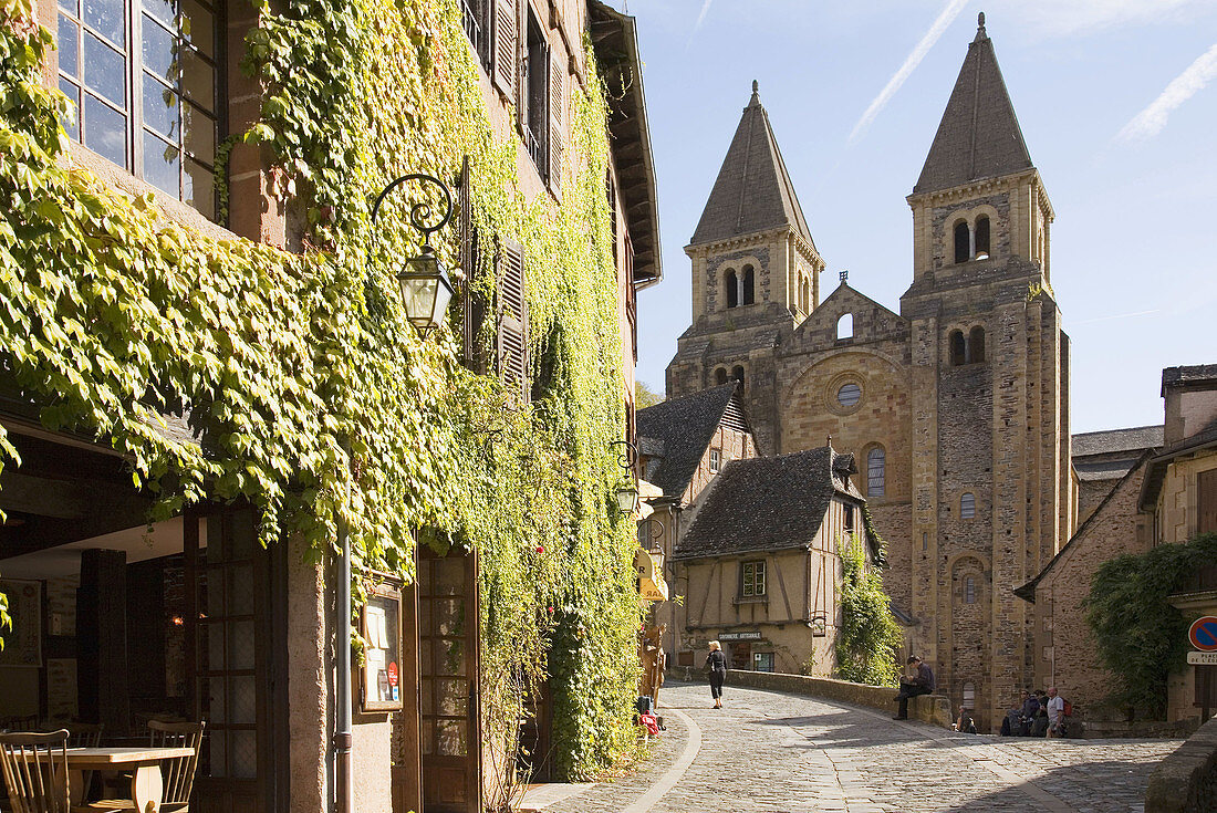 France,  Midi Pyrenees,  Aveyron,  Conques St Foy Abbey The village is built on a hillside,  with narrow Medieval streets The Sainte Foy Abbey Church was a popular halt for pilgrims on their way to St James of Compostela