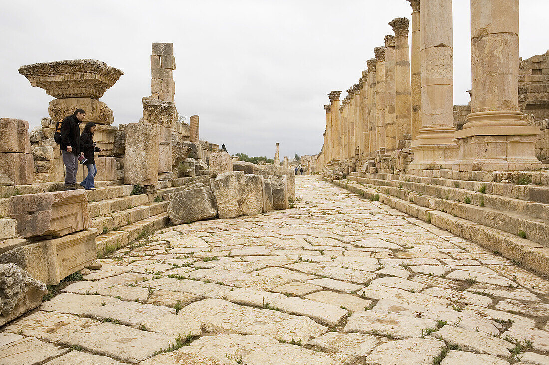Jordan Jerash Ruins of the Greco-Roman city of Jerash Cardo maximum