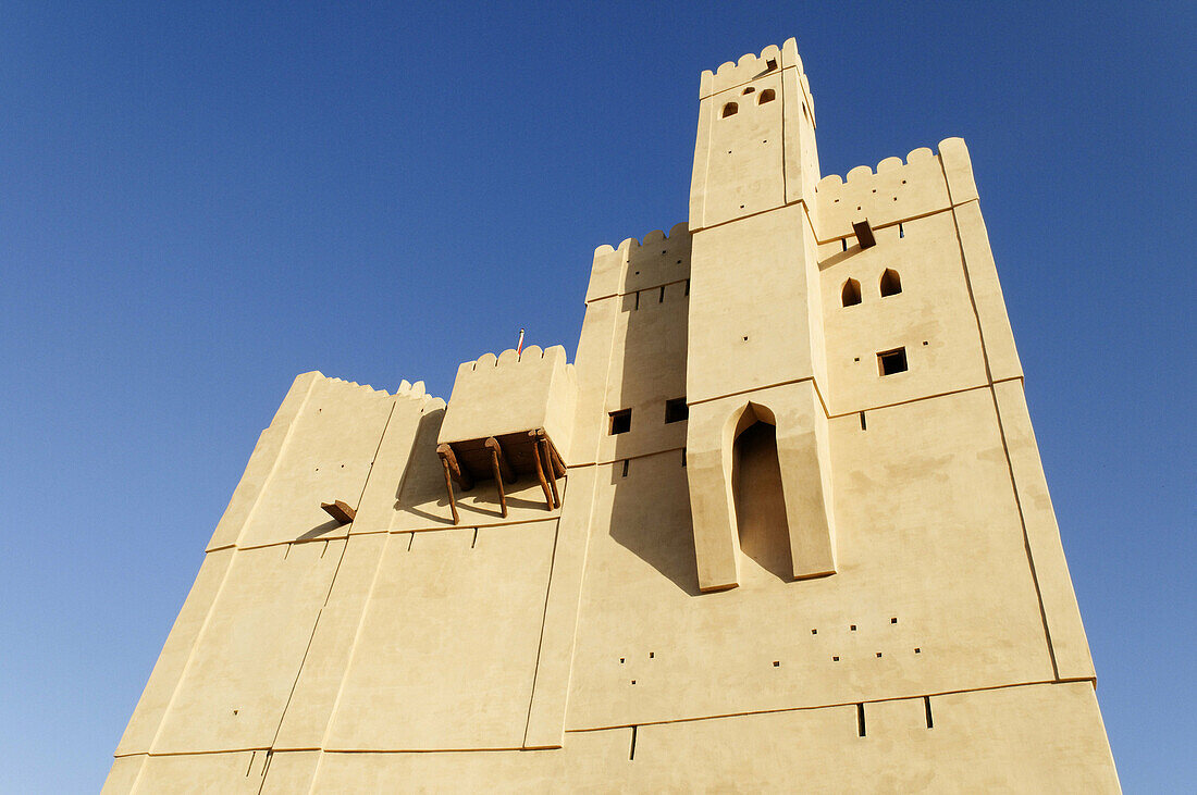 historic adobe fortification,  Al Faiqain Fort or Castle near Manah,  Dakhliyah Region,  Sultanate of Oman,  Arabia,  Middle East
