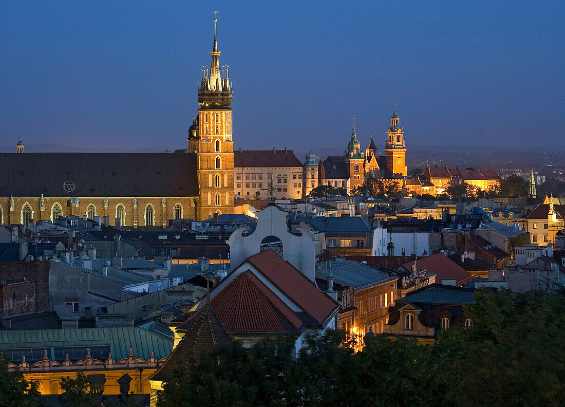 Poland Krakow St Mary´s Church and Wawel Hill from high at dusk