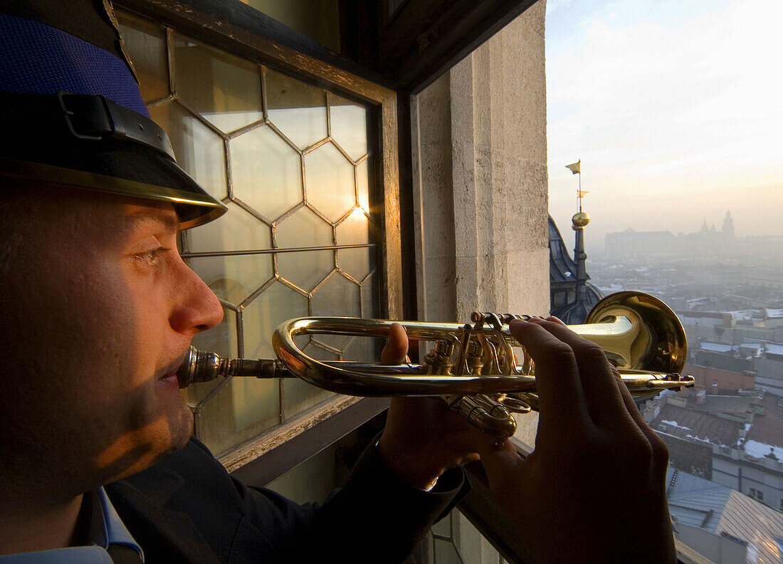 Poland Krakow Every hour trumpeter plays anthem from St Mary´s Church Tower