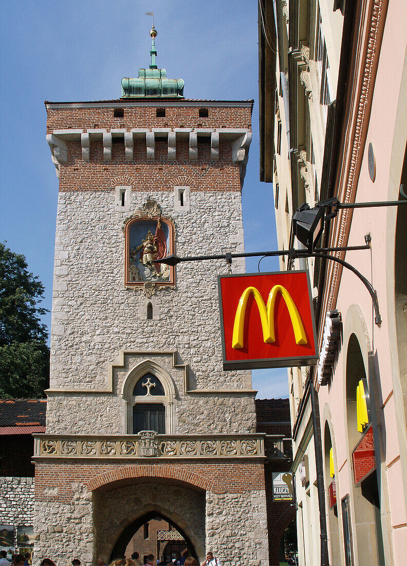 Poland Krakow,  Florianska Gate,  entrance to Old Town