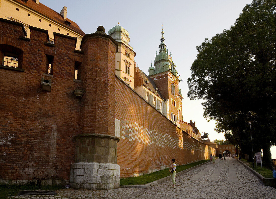 Poland,  Krakow,  Wawel,  east entrance