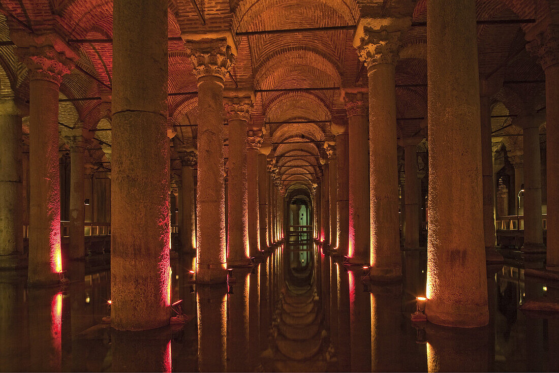 Basilica Cistern, Yerebatan Sarayi, Istanbul, Turkey