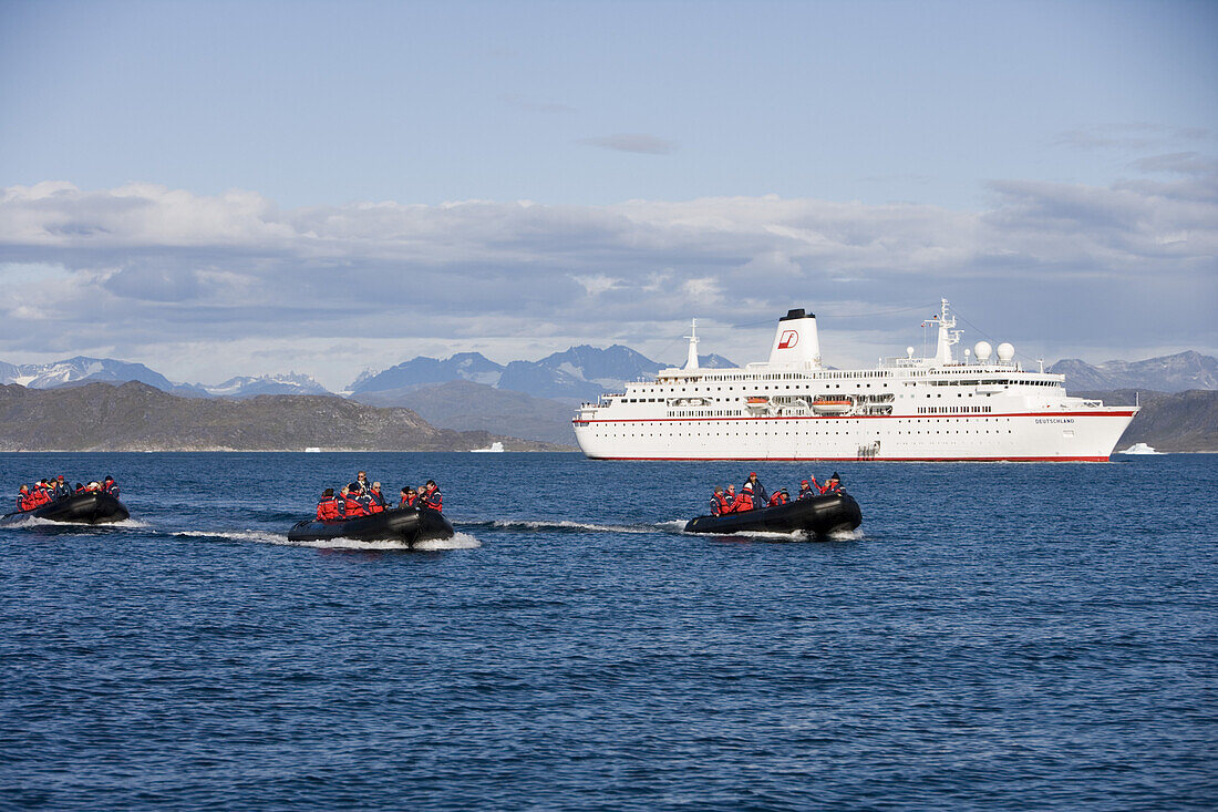 Passengers of cruise ship MS Deutschland in rubber dinghies, Kitaa, Greenland