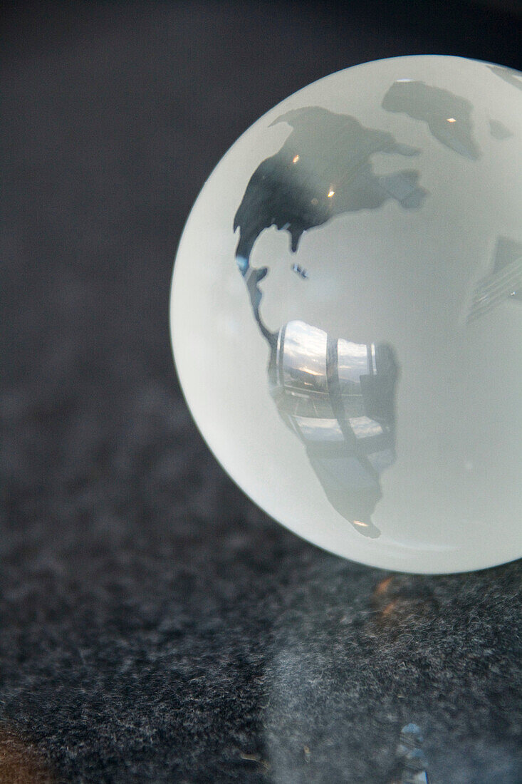 Ball, Balls, Capitalism, Central America, Close up, Close-up, Closeup, Color, Colour, Concept, Concepts, Continent, Continents, Daytime, Geography, Globalization, Globe, Globes, Idea, Ideas, indoor, indoors, interior, North America, Object, Objects, One, 