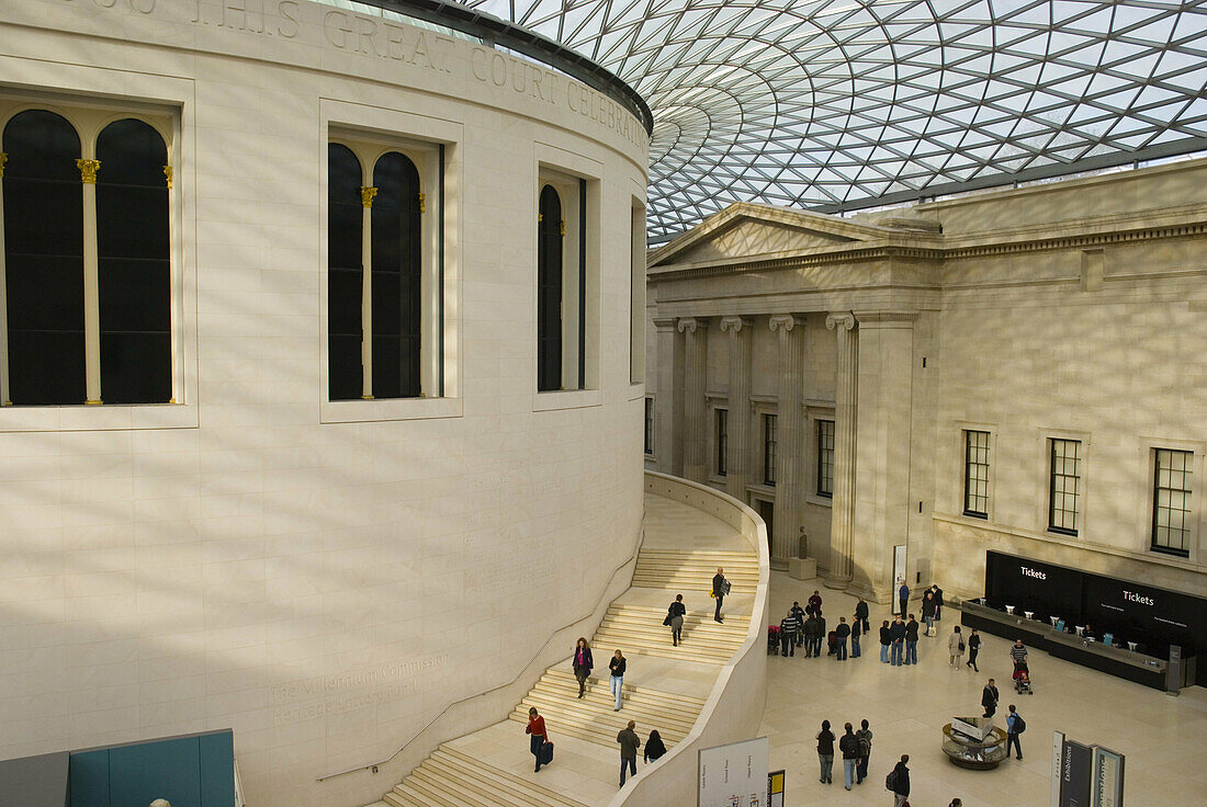 British Museum is the most popular tourist attraction in the United Kingdom