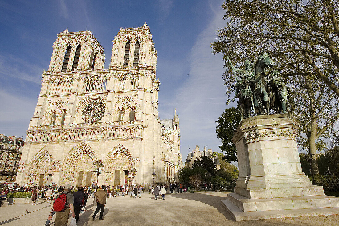 Notre Dame de Paris in spring,  Ile de la Cité,  Paris,  France
