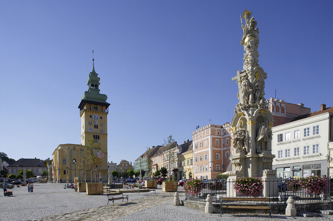 Main square with town hall and plague column, Retz, Lower Austria, Austria