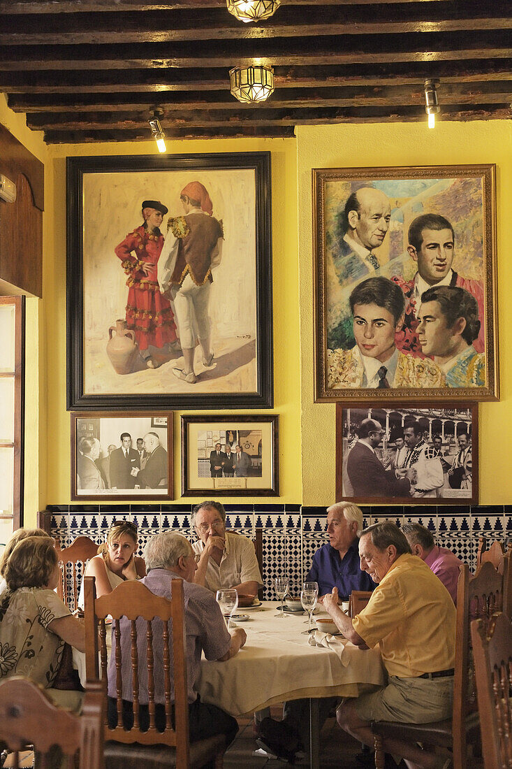Im Restaurant El Chinitas, Malaga, Andalusien, Spanien