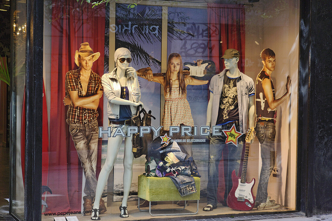 Schaufenster einer Boutique, Chueca, Madrid, Spanien
