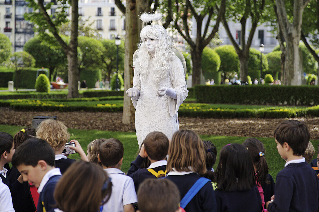 Lebende Statue, Plaza del Oriente, Madrid, Spanien