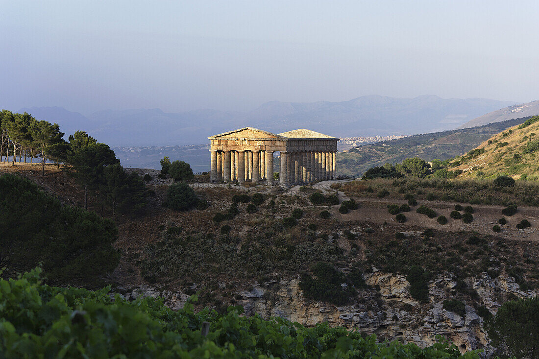 Doric Temple, Segesta, Sicily, Italy