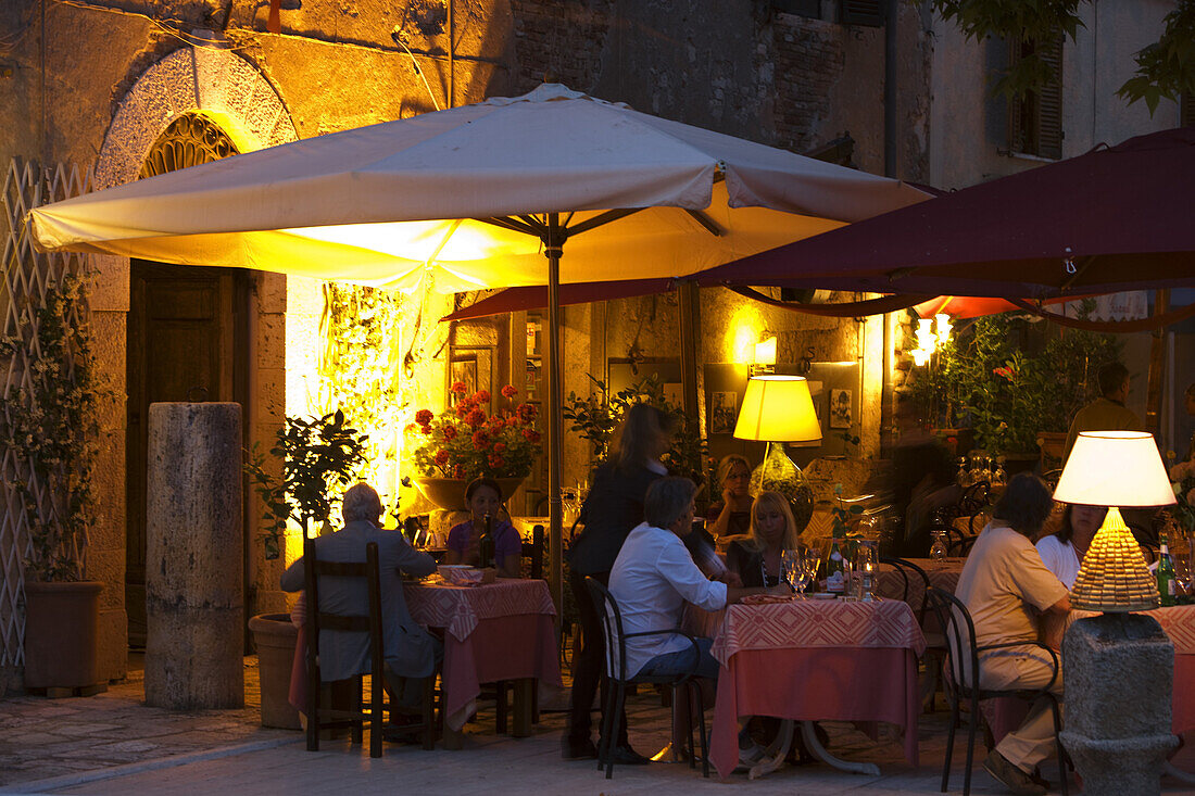 Due Cippi Restaurant, Saturnia, Toskana, Italien