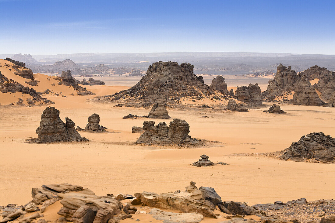 Tadrart Valley, Akakus mountains, Libya, Sahara, North Africa