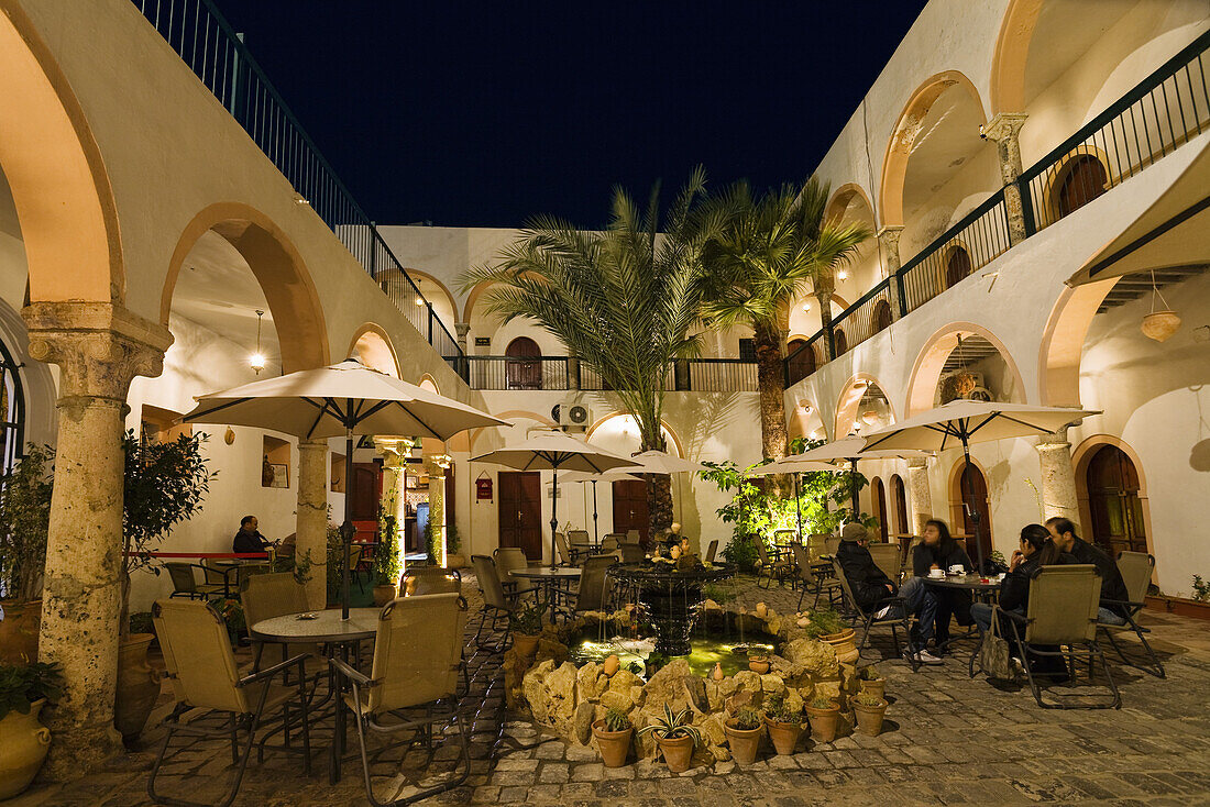 Café Markus, Innenhof, Medina, Altstadt, Tripolis, Libyen, Afrika