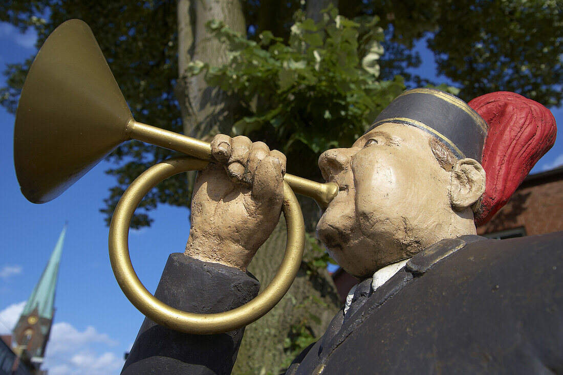 Figur von musizierendem Bergmann in Oberhausen - Osterfeld, Ruhrgebiet, Nordrhein-Westfalen, Deutschland, Europa