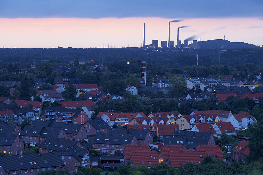 View from the Alpincenter Bottrop at garden city (Gartenstadt) Welheim, Veba Öl (Gelsenkirchen) and Power plant (Kraftwerk) Knepper (Dortmund), Ruhrgebiet, North Rhine-Westphalia, Germany, Europe
