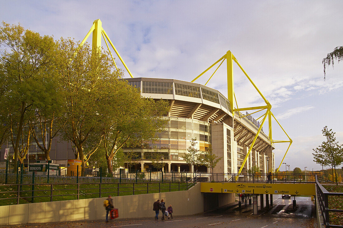 Signal Iduna Park, Stadion von Borussia Dortmund, Dortmund, Ruhrgebiet, Nordrhein-Westfalen, Deutschland, Europa