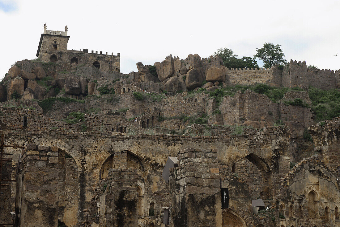 Blick auf Golconda Fort, Hyderabad, Andhra Pradesh, Indien, Asien