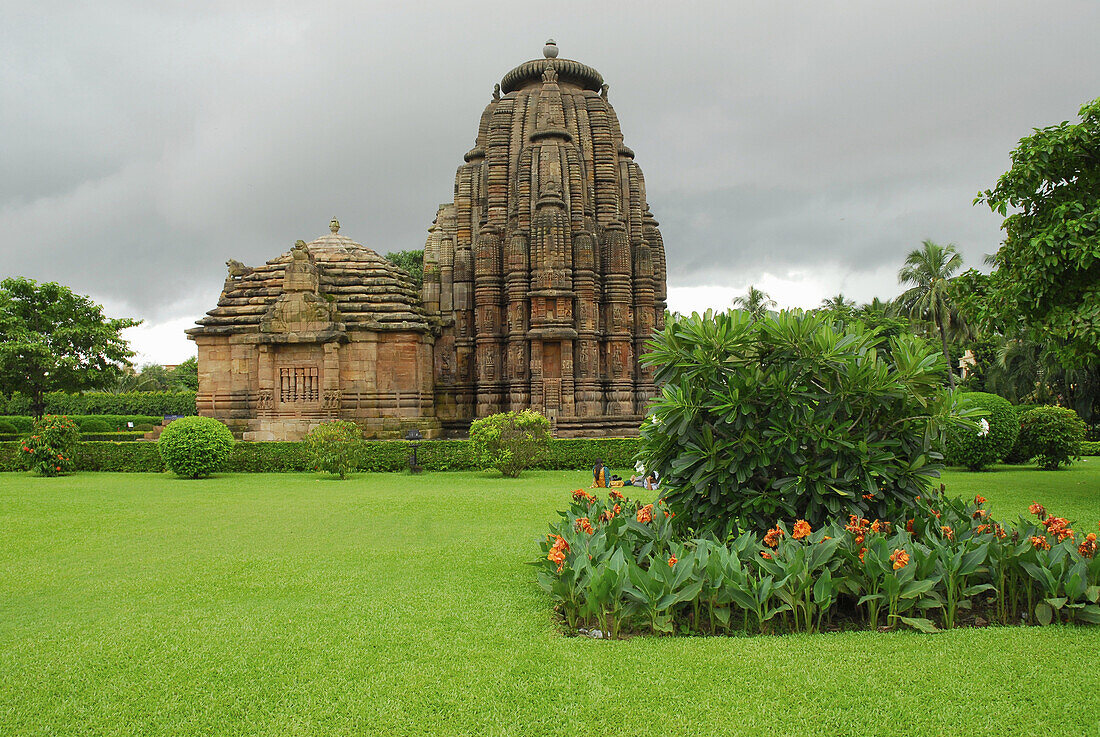 Raja-Rani Tempel unter Wolkenhimmel, Bhubaneshwar, Orissa, Indien, Asien