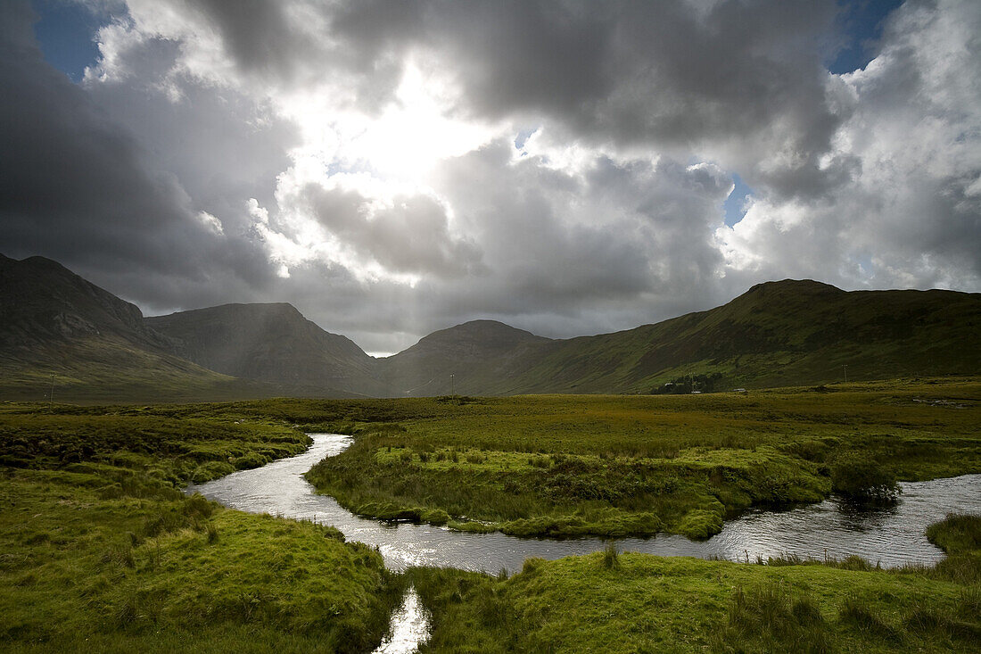 Landschaft im Connemara Nationalpark, Connemara, Co. Galway, Irland, Europa