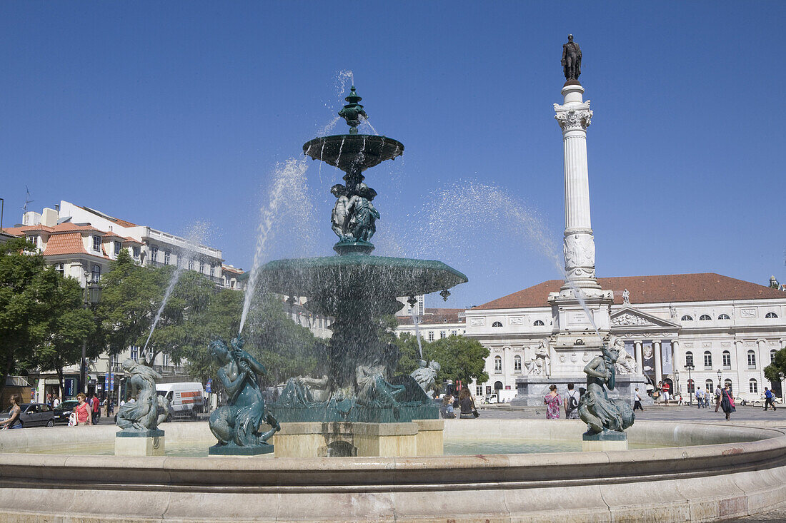 Springbrunnen auf dem Rossio Platz, Baixa, Lissabon, Portugal