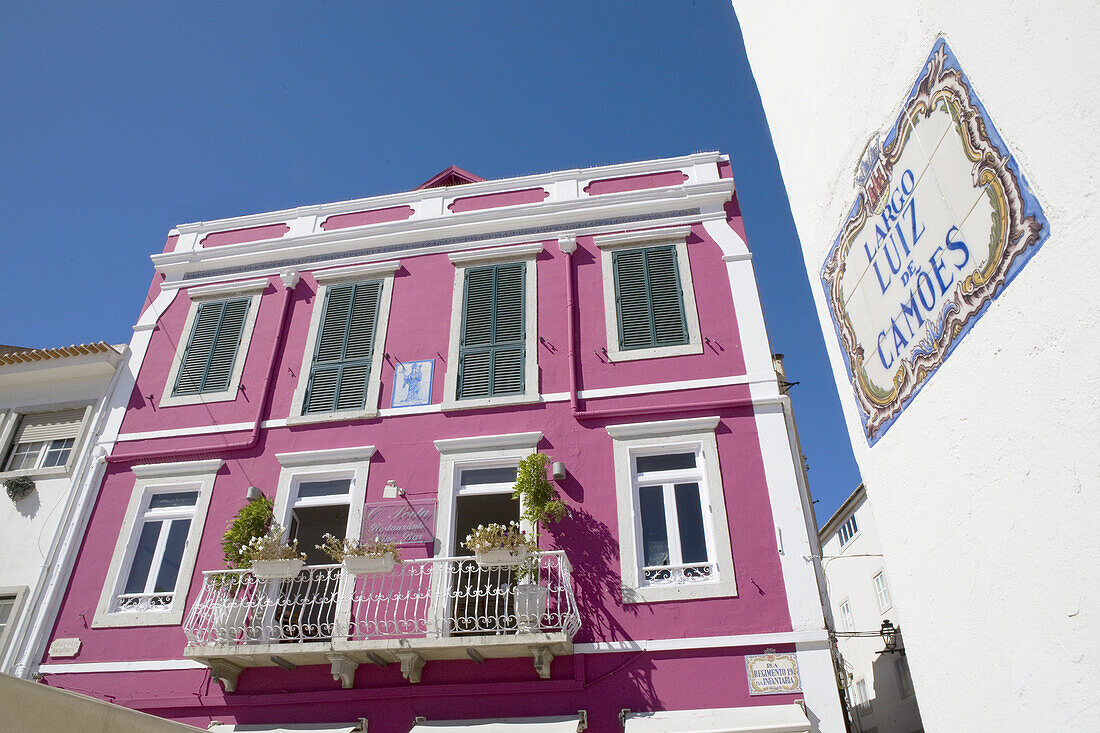 Hausfassade in Cascais bei Lissabon, Portugal