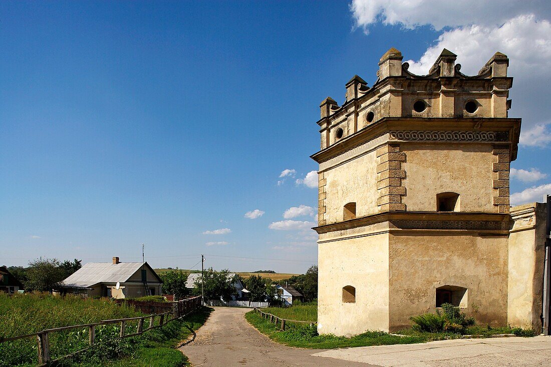 Mezhyrich,Miedzyrzecz Ostrogski,Franciscan Monastery,15th-20th century,fortified walls,Rivne Oblast,Western Ukraine
