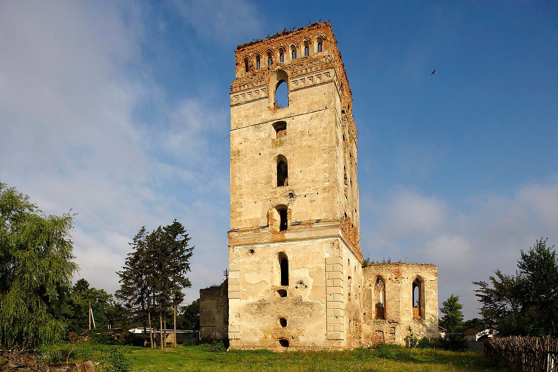 Starokostiantyniv,Starokonstantynow,square Tower,Fortress ruins,Khmelnytsk Oblast,Western Ukraine