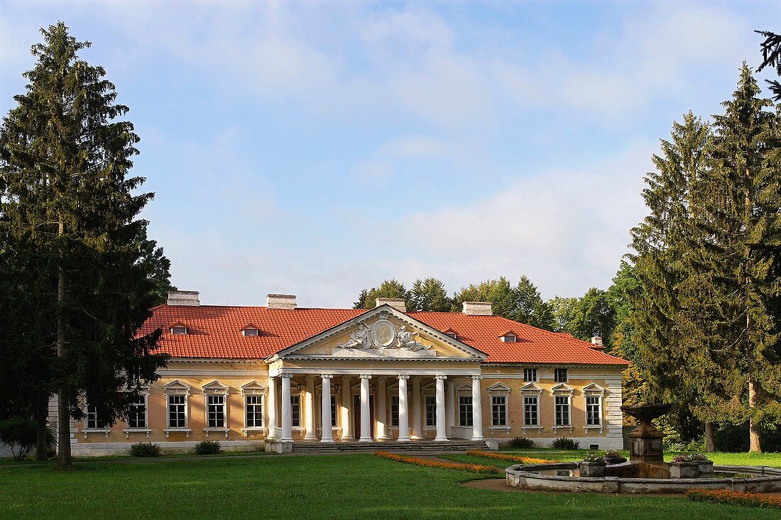 Samchyky,Samczyki,Old palace manor,1725,Khmelnytsk Oblast,Western Ukraine