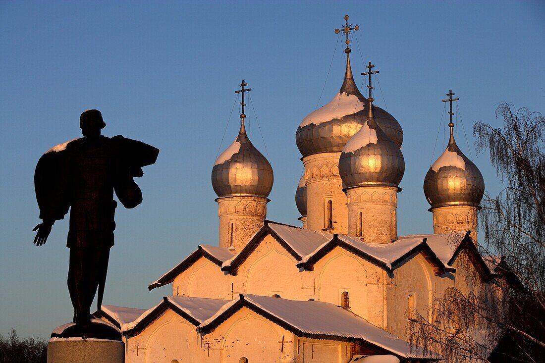 Russia,Novgorod-the-Great,Commercial Quarter,Church of SS Boris and Gleb in Plotnik,1536,Alexander Nevski Statue