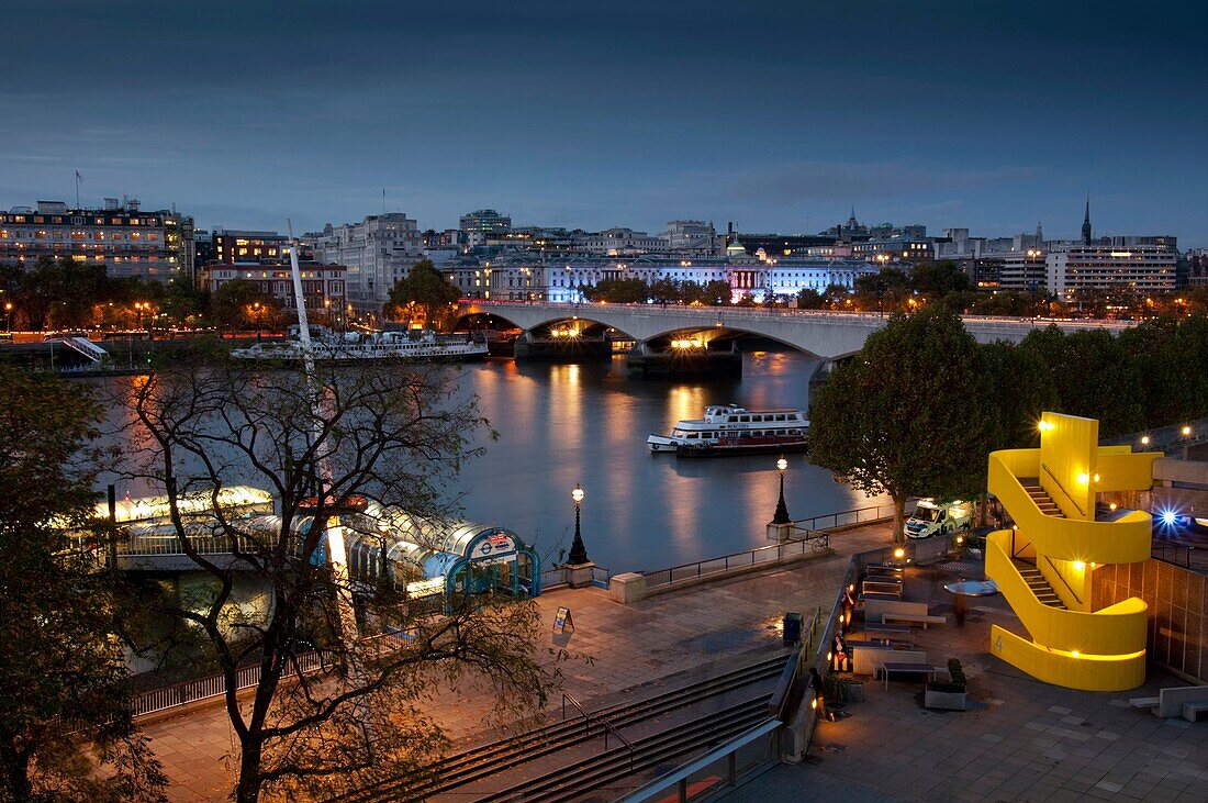 Europe, UK, england, London, somerset house, waterloo bridge dusk